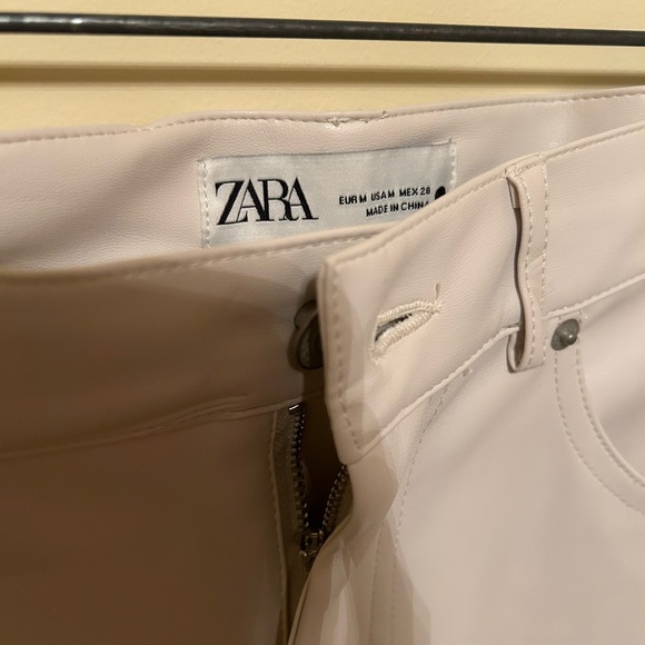 Zara Beige High-Waisted Skirt - Picture 3 of 4